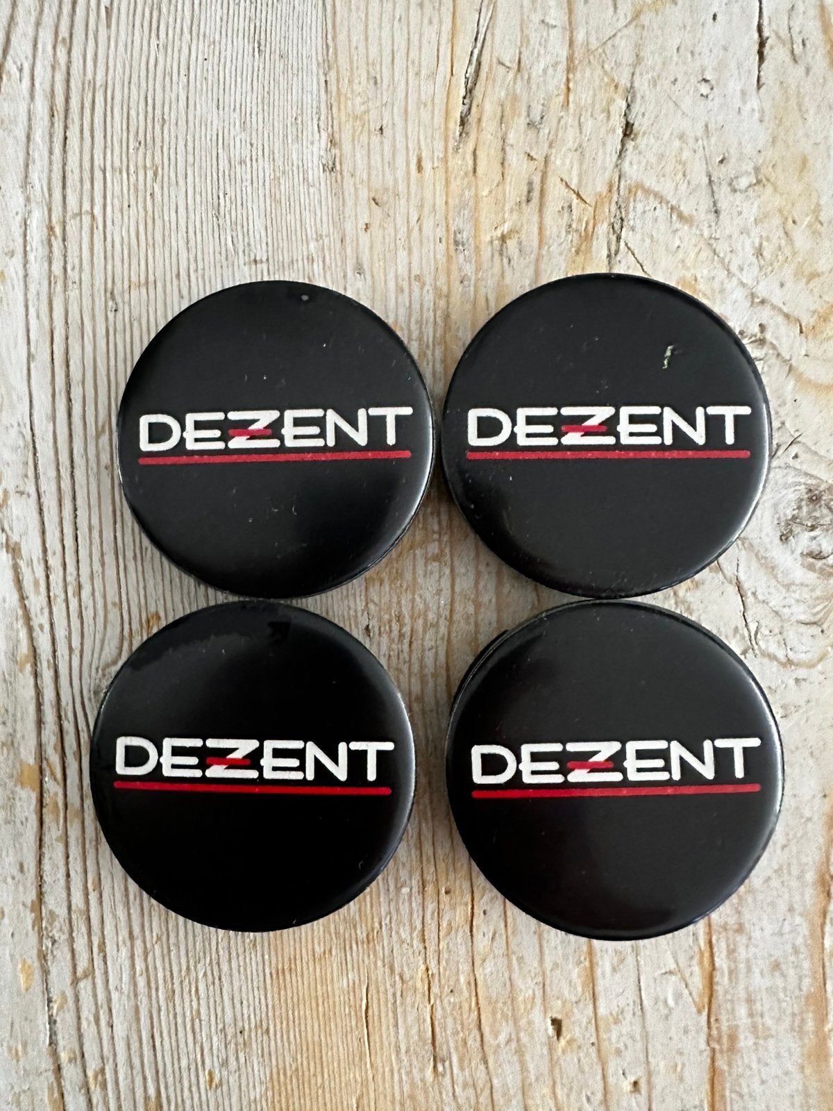 Dezent naafdoppen., Ophalen, Zo goed als nieuw
