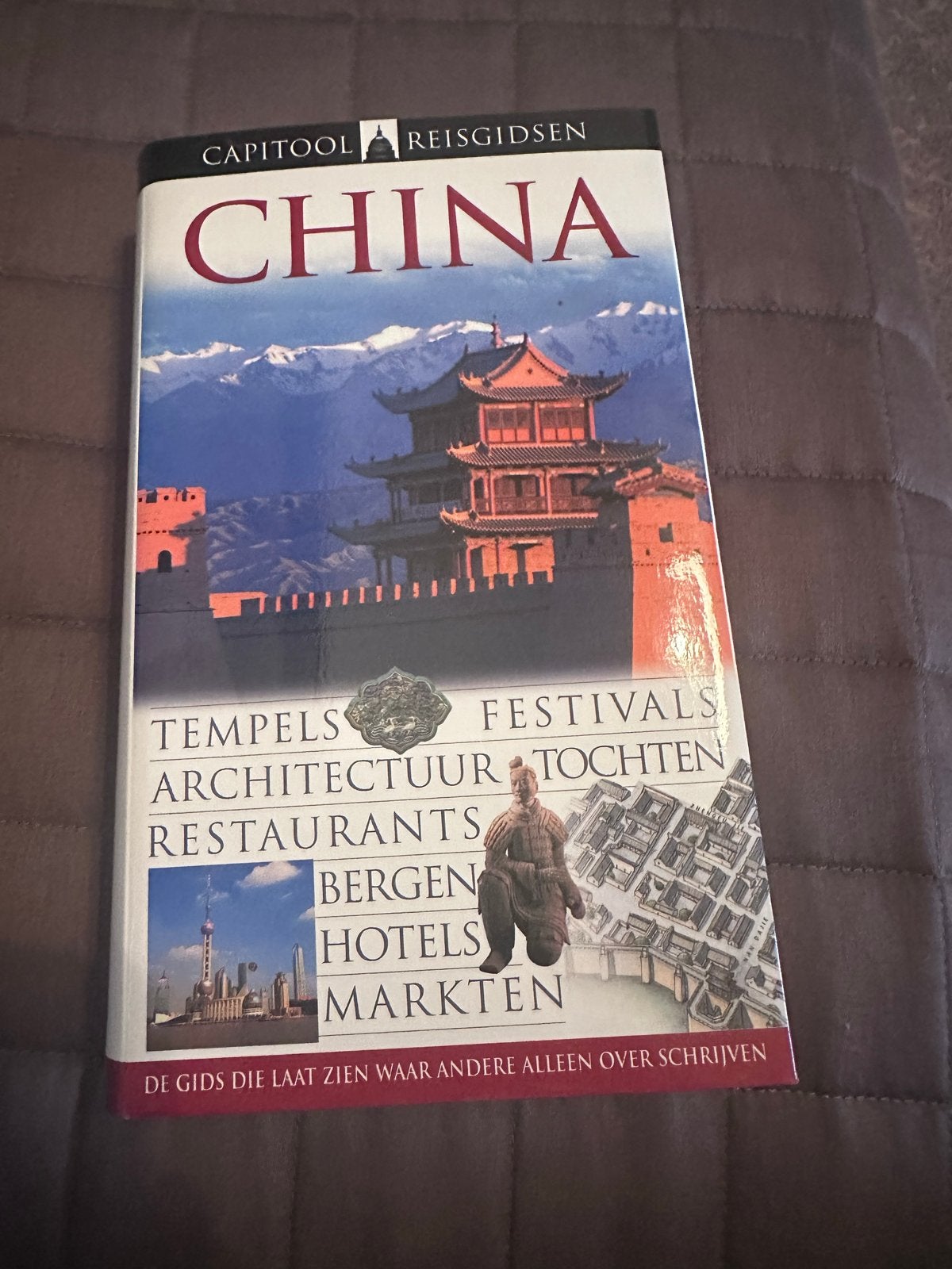 Capitool Reisgids China - Ontdek Tempels, Festivals en Meer, Boeken, Capitool, Ophalen of Verzenden, Zo goed als nieuw, Reisgids of -boek