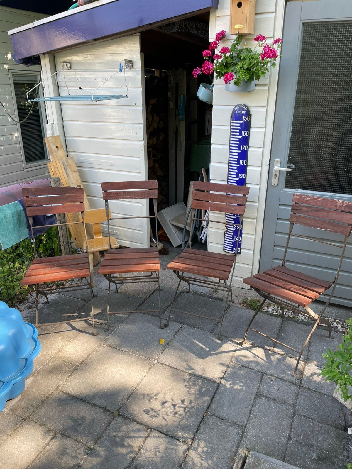 4 ijzeren tuinstoeltjes, Tuin en Terras, Ophalen, Gebruikt, Metaal, Inklapbaar