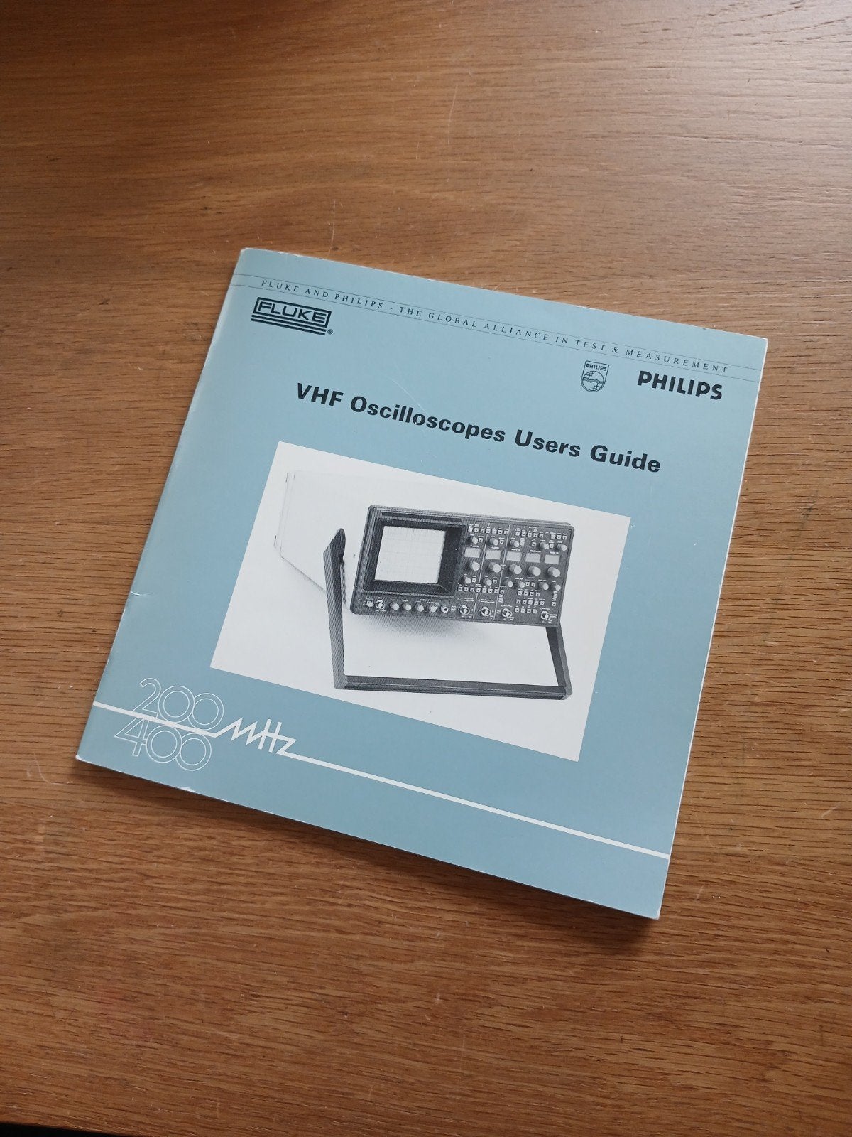 Fluke Philips VHF Oscilloscopen Gebruikershandleiding, Doe-het-zelf en Verbouw, Meetapparatuur, Verzenden