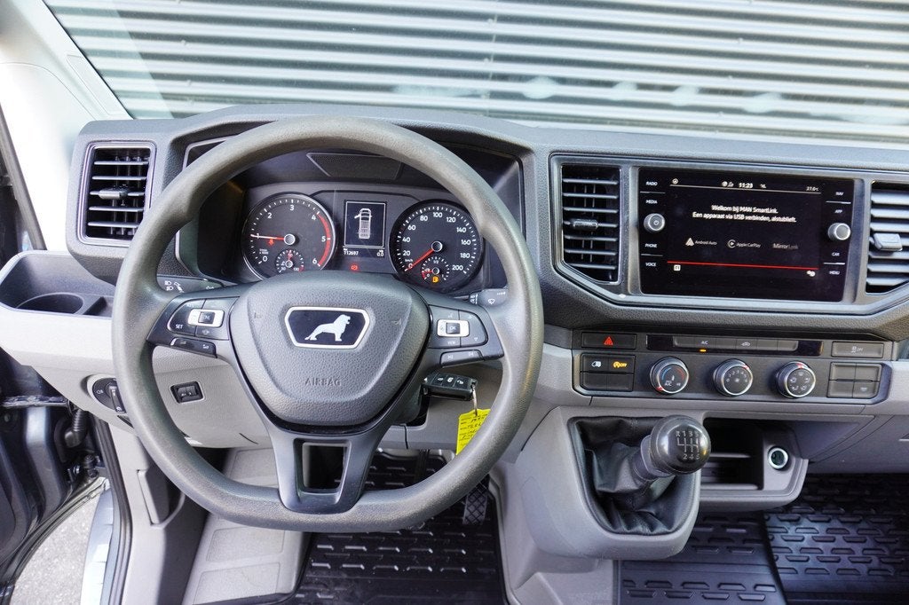 MAN TGE 180pk L4H3/L3H2 Apple Carplay Camera Trekhaak Kunstl, Auto's, Bestelauto's, Voorwielaandrijving, Gebruikt, 4 cilinders