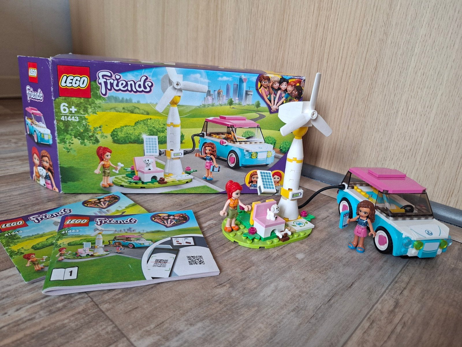 Lego friends 41443 Olivia's elektrische auto, Ophalen of Verzenden, Zo goed als nieuw