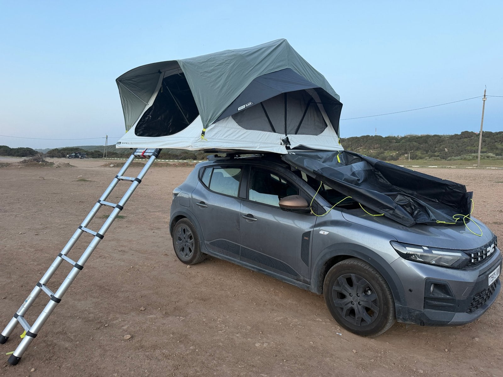 Quechua Roof Top Tent 500 - Daktent voor 2 personen, Ophalen, Gebruikt, Tot en met 2