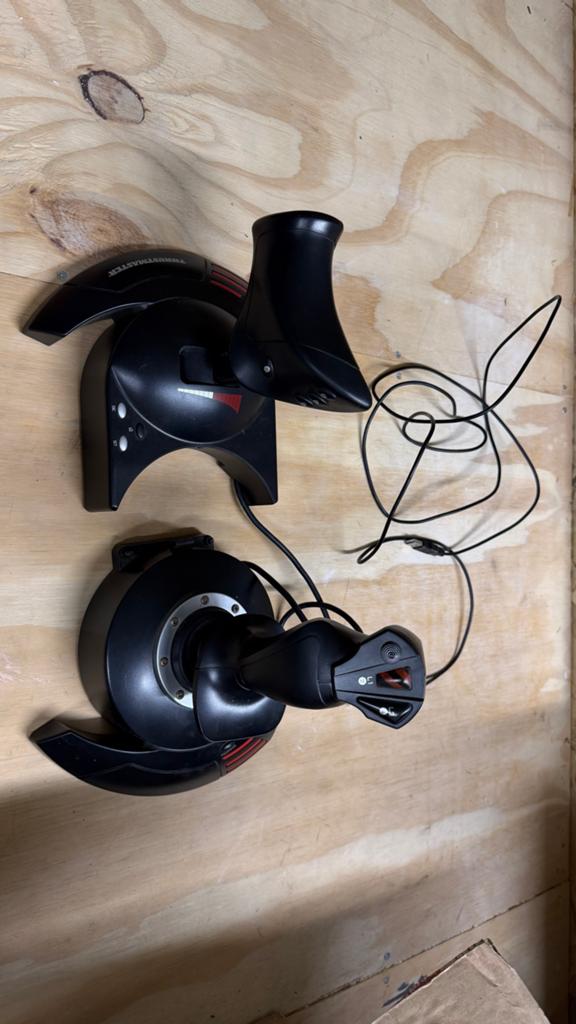 Thrustmaster T.Flight Hotas X Joystick, Gebruikt, Ophalen of Verzenden, Thrustmaster, PC
