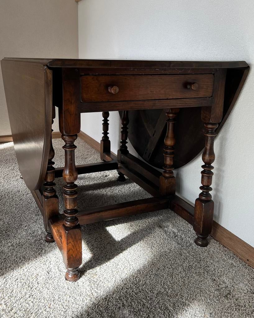 Schitterende gateleg tafel - Titchmarsh & Goodwin, Ophalen