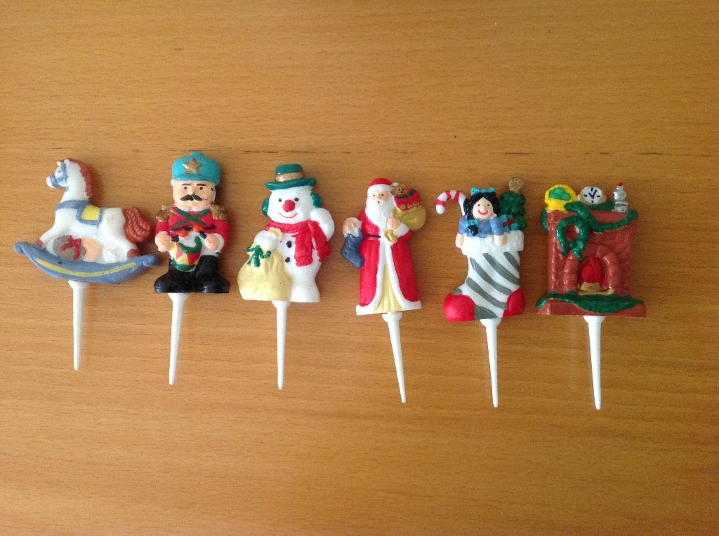 set van 6 kerst prikkertjes, Ophalen of Verzenden, Zo goed als nieuw, Taarten, Versiering