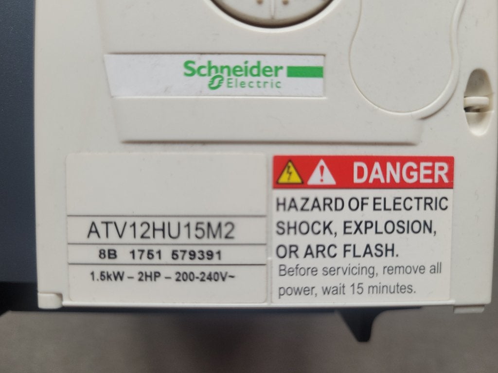 Schneider ATV12 frequentieregelaar 1~230V in, 1,5kW, Schneider, Ophalen of Verzenden, Zo goed als nieuw, Schneider Nederland