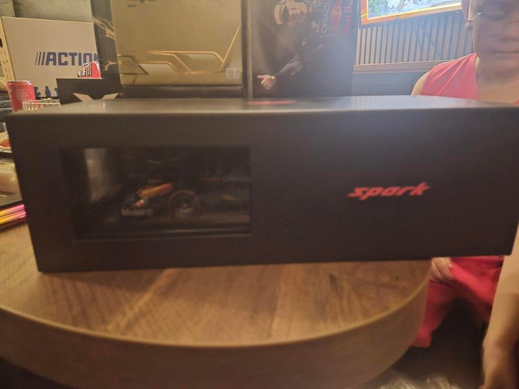 Max Verstappen auto 1:18 Spark world champion 2021, Hobby en Vrije tijd, Modelauto's | 1:18, Ophalen, Nieuw, Overige merken