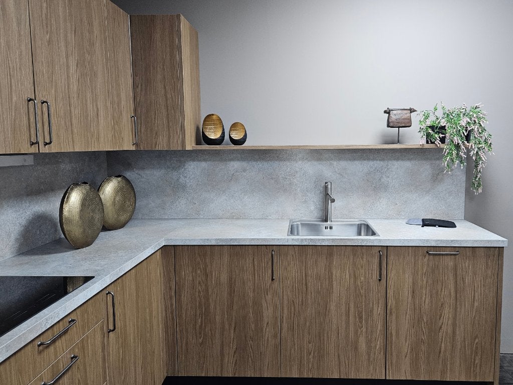 Showroomkeuken in hoekopstelling met houtlook front, Overige kleuren, Hoekkeuken, Nieuw, Kunststof