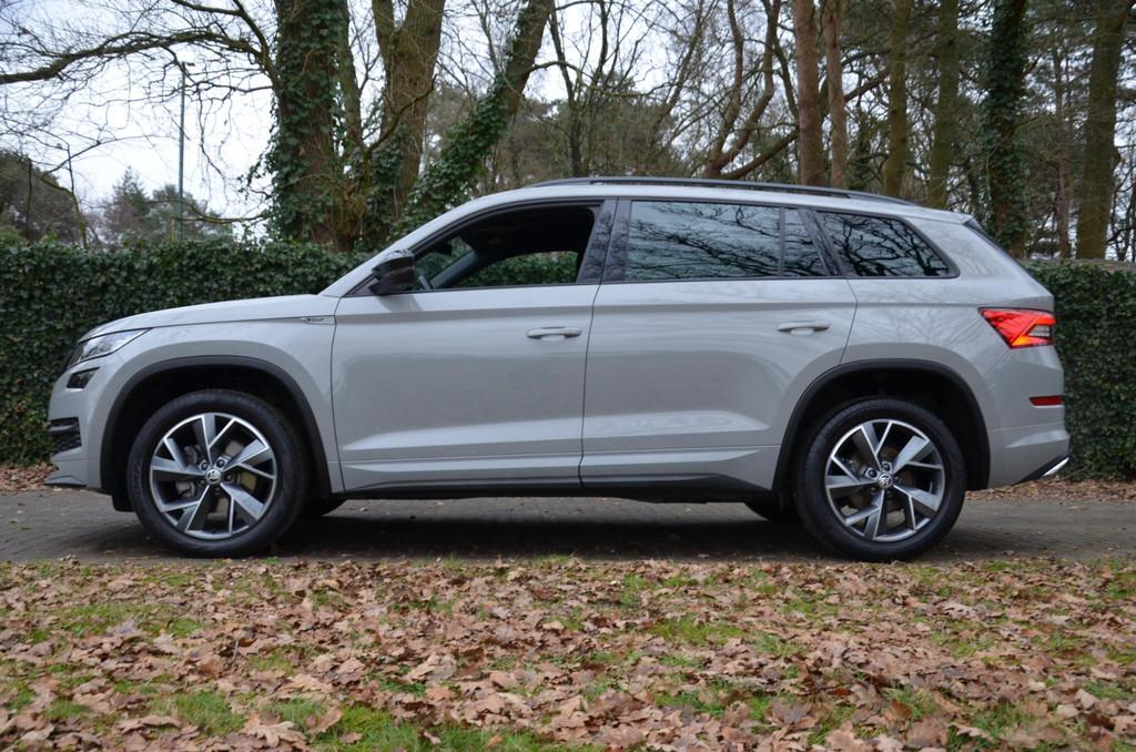 Skoda Kodiaq 1.5 TSI Sportline Business 7 Persoons Navi/Led/, Voorwielaandrijving, 4 cilinders, 150 pk, Bedrijf