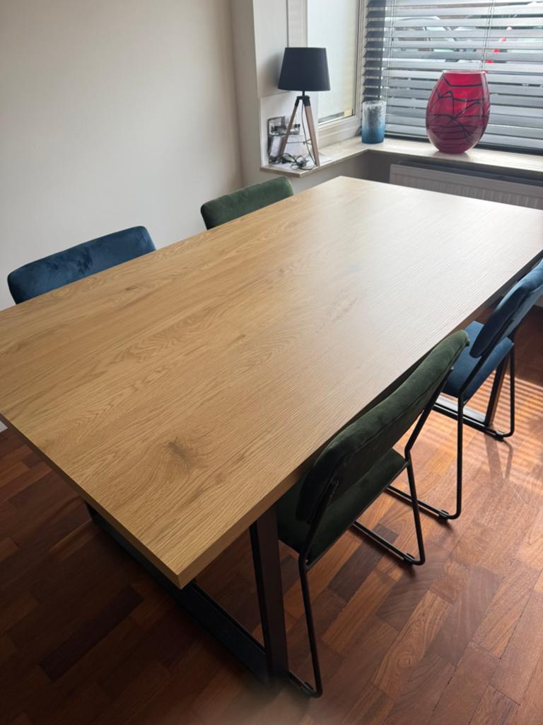 Eettafel en stoelen, Ophalen, Zo goed als nieuw, Modern industrieel, 4 tot 6 stoelen