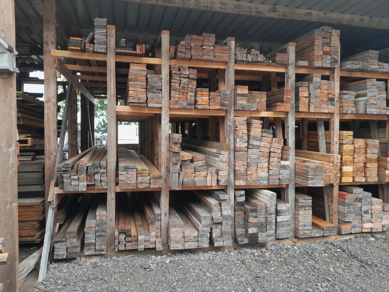 stelling vol balken en planken diverse maten, Doe-het-zelf en Verbouw, Hout en Planken, Ophalen of Verzenden, Balk, Vuren, 50 mm of meer