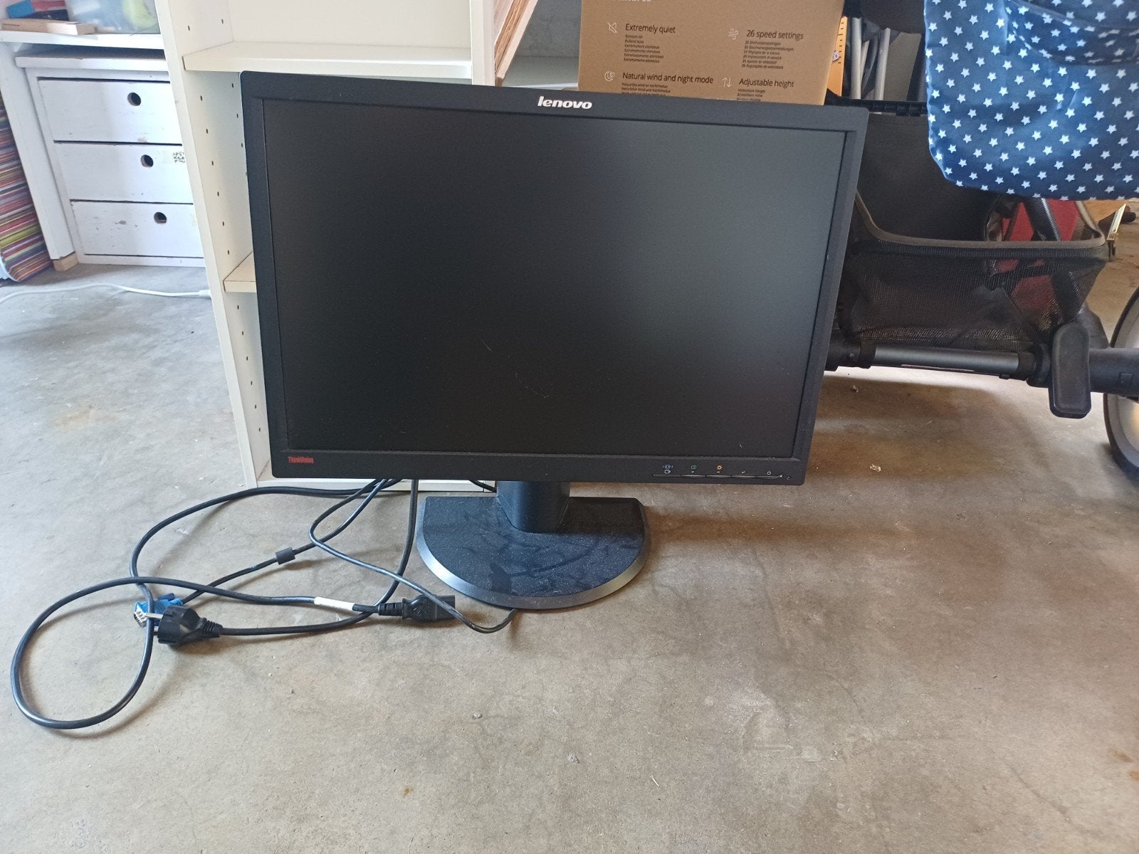 Computerscherm Lenovo, Computers en Software, Monitoren, Ophalen, 60 Hz of minder, IPS