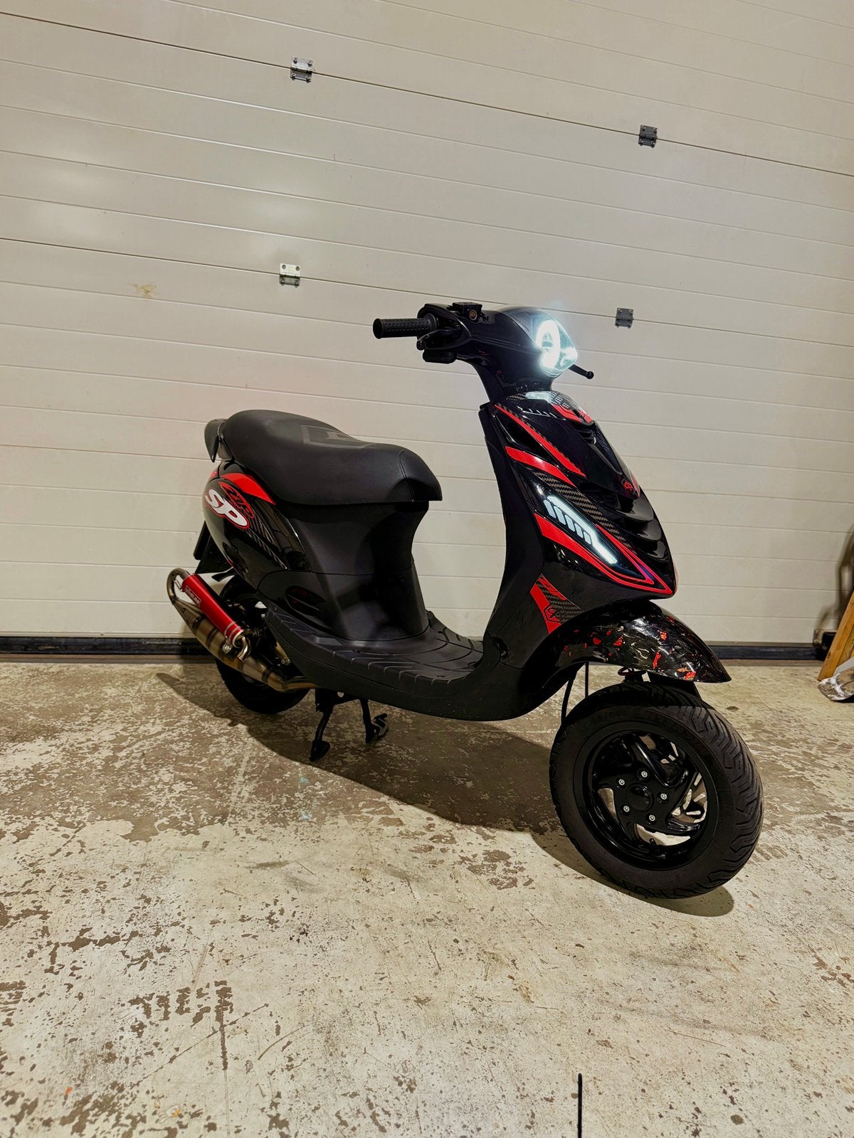 piaggo zip sp 2 takt H2o orgineel - custom, Fietsen en Brommers, Scooters | Piaggio, Ophalen, Zo goed als nieuw, Tweetakt, Zip