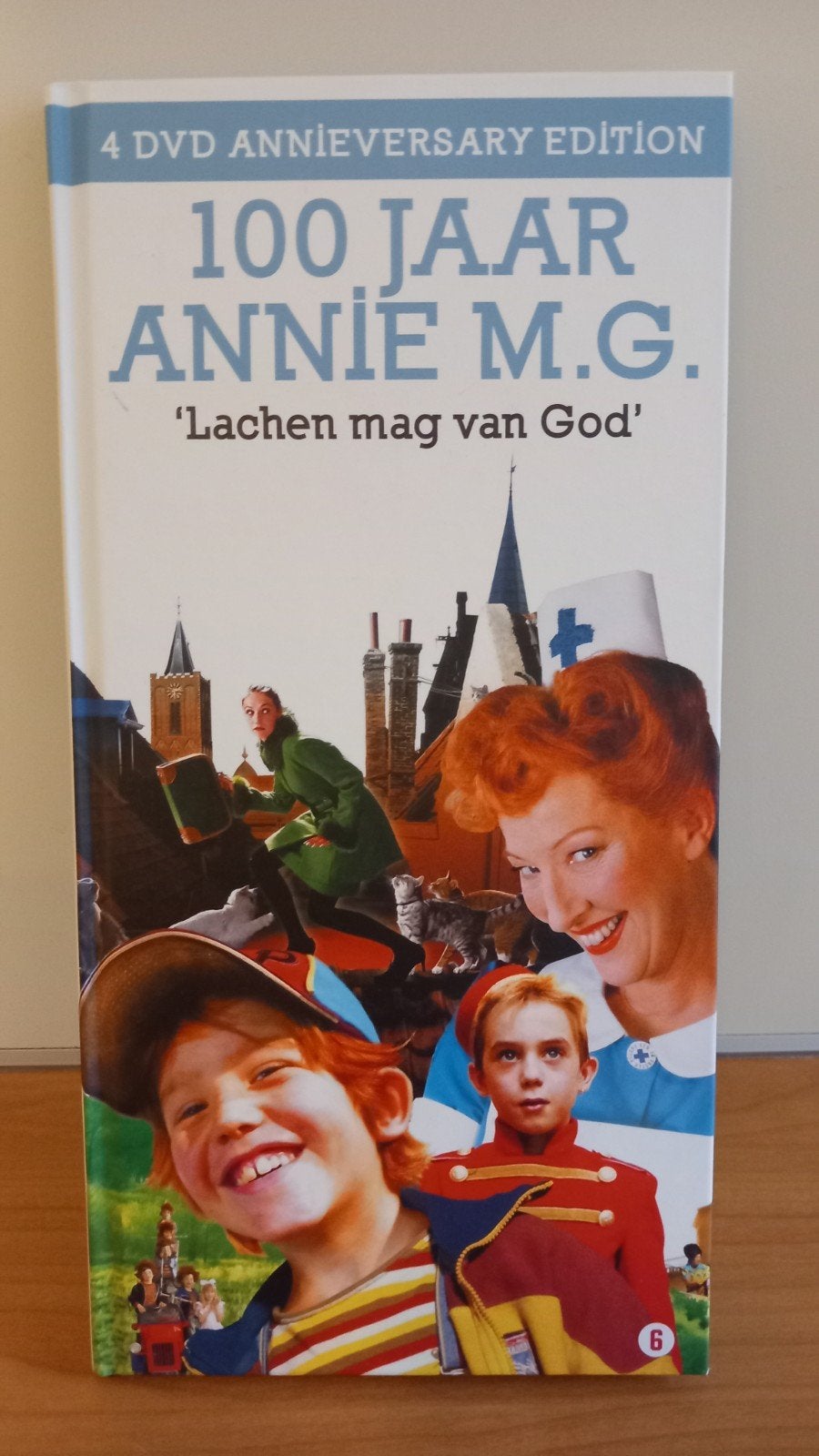 Jubileumboek Annie M.G. Schmidt + 4 DVD's - 100 jaar, Alle leeftijden, Ophalen of Verzenden, Zo goed als nieuw, Overige genres
