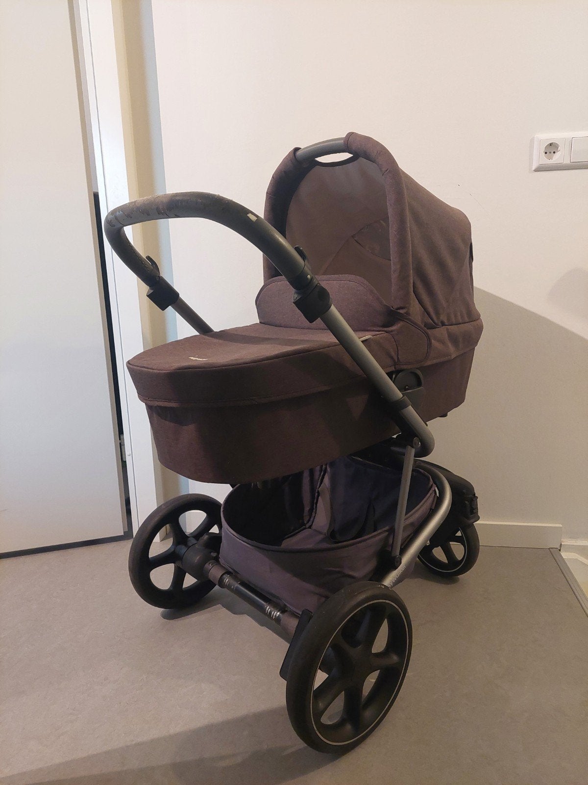 Easywalker Harvey, grijs, Kinderen en Baby's, Gebruikt, Combiwagen, Met reiswieg, Ophalen
