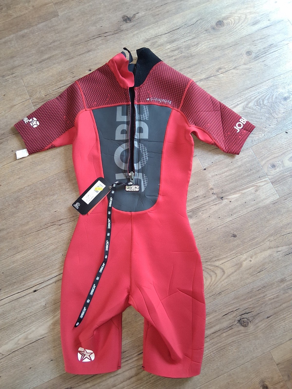 Jobe Wetsuit Rood - Maat L - Nieuw met labels, Watersport en Boten, Watersportkleding, Ophalen of Verzenden