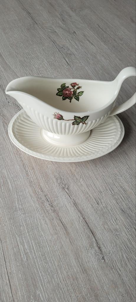 Wedgwood saus/juskom, Ophalen of Verzenden, Zo goed als nieuw, Porselein, Wedgwood