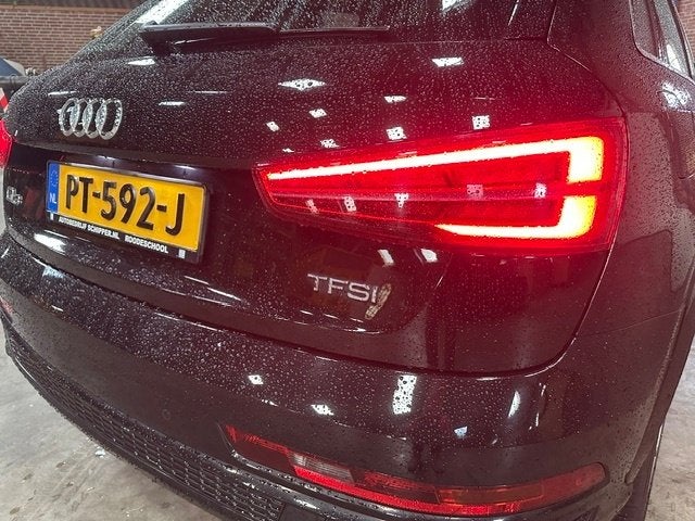 Foto 9 van Audi Q3 1.4 TFSI S line S tronic | Pano | Leder/Alcantara