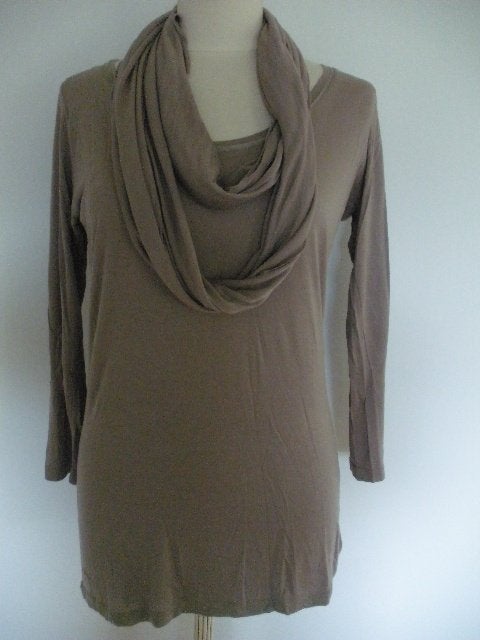 ANGEL AGE t- shirt taupe bruin met losse kol maat M - nieuw, Maat 38/40 (M), Bruin, Nieuw, Ophalen of Verzenden