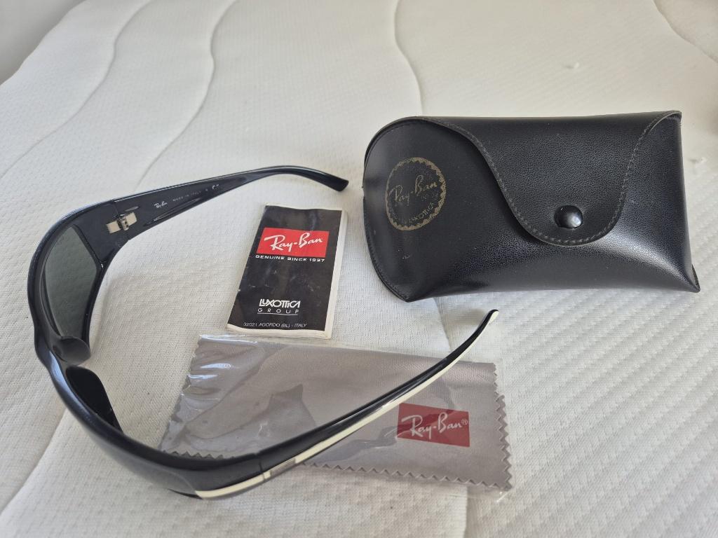 RayBan RB4057, Zonnebril, Zwart, Ophalen of Verzenden, Zo goed als nieuw