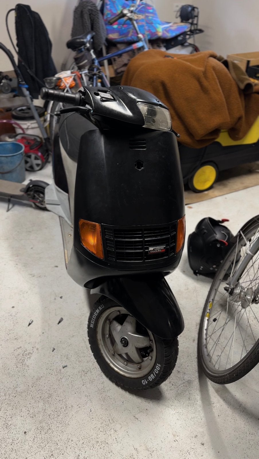 !!Waardepeiling!! Piaggio quartz 70cc (Mag weg hoeft niet), Fietsen en Brommers, Scooters | Piaggio, Ophalen, Zo goed als nieuw