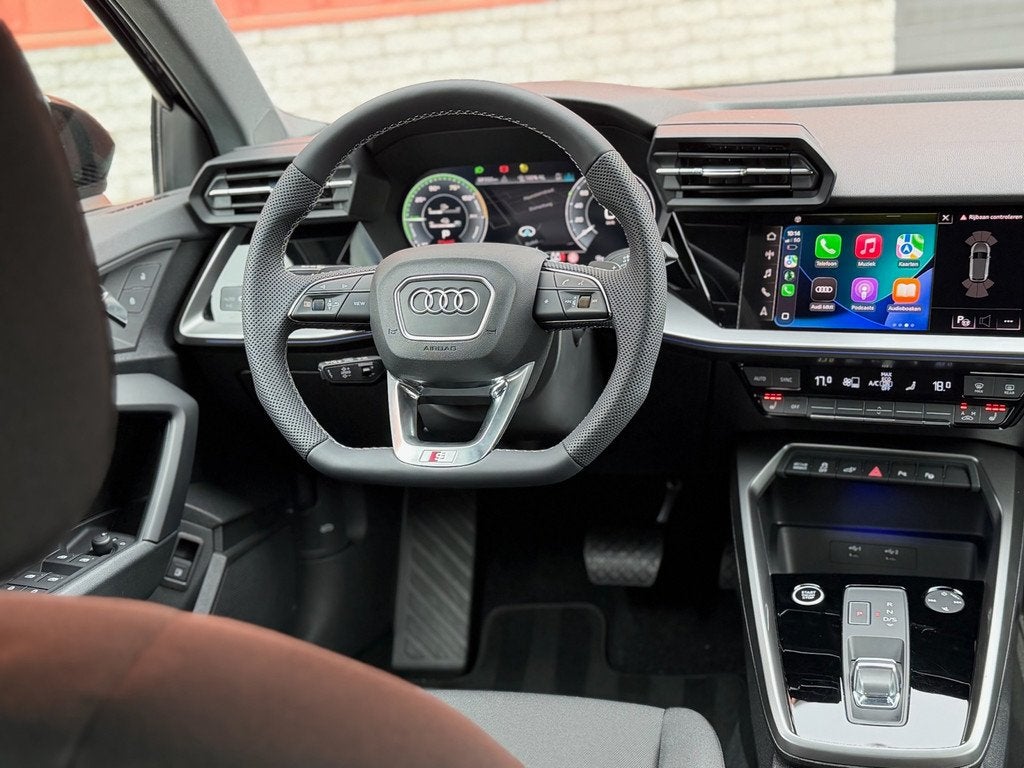 Audi A3 Sportback 40 TFSI e S-Line Sfeer Carplay ACC Lane 19, Auto's, Gebruikt, 4 cilinders, Blauw, Hybride Elektrisch/Benzine