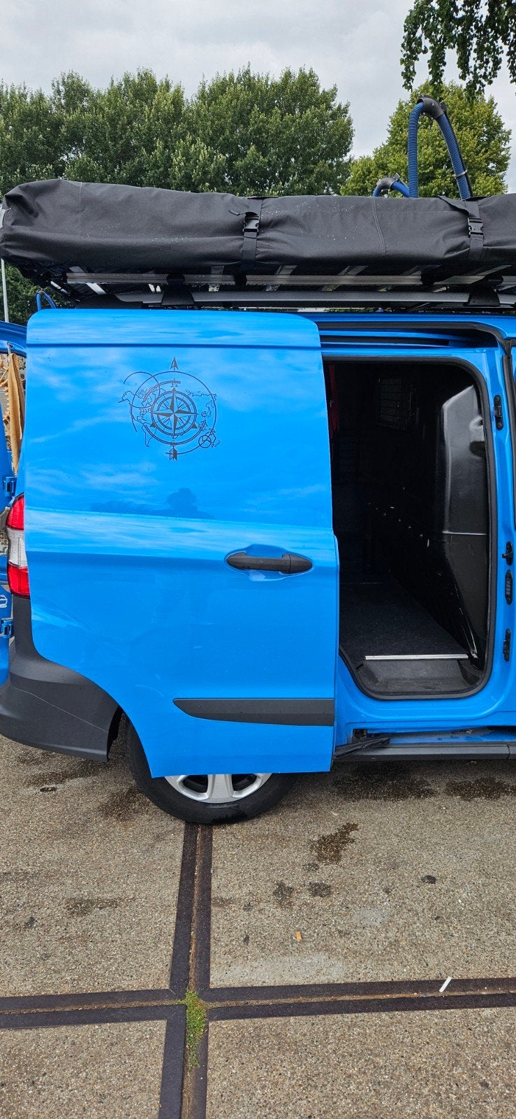 Foto 12 van Ford Transit Courier (2016) met slim keukenblok