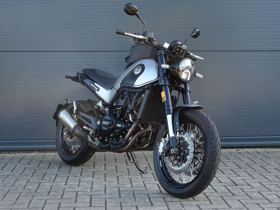 BENELLI LEONCINO 500 trail 2022 35KW A2 ABS orig NL, 2 cilinders, Bedrijf, Onbekend, BENELLI