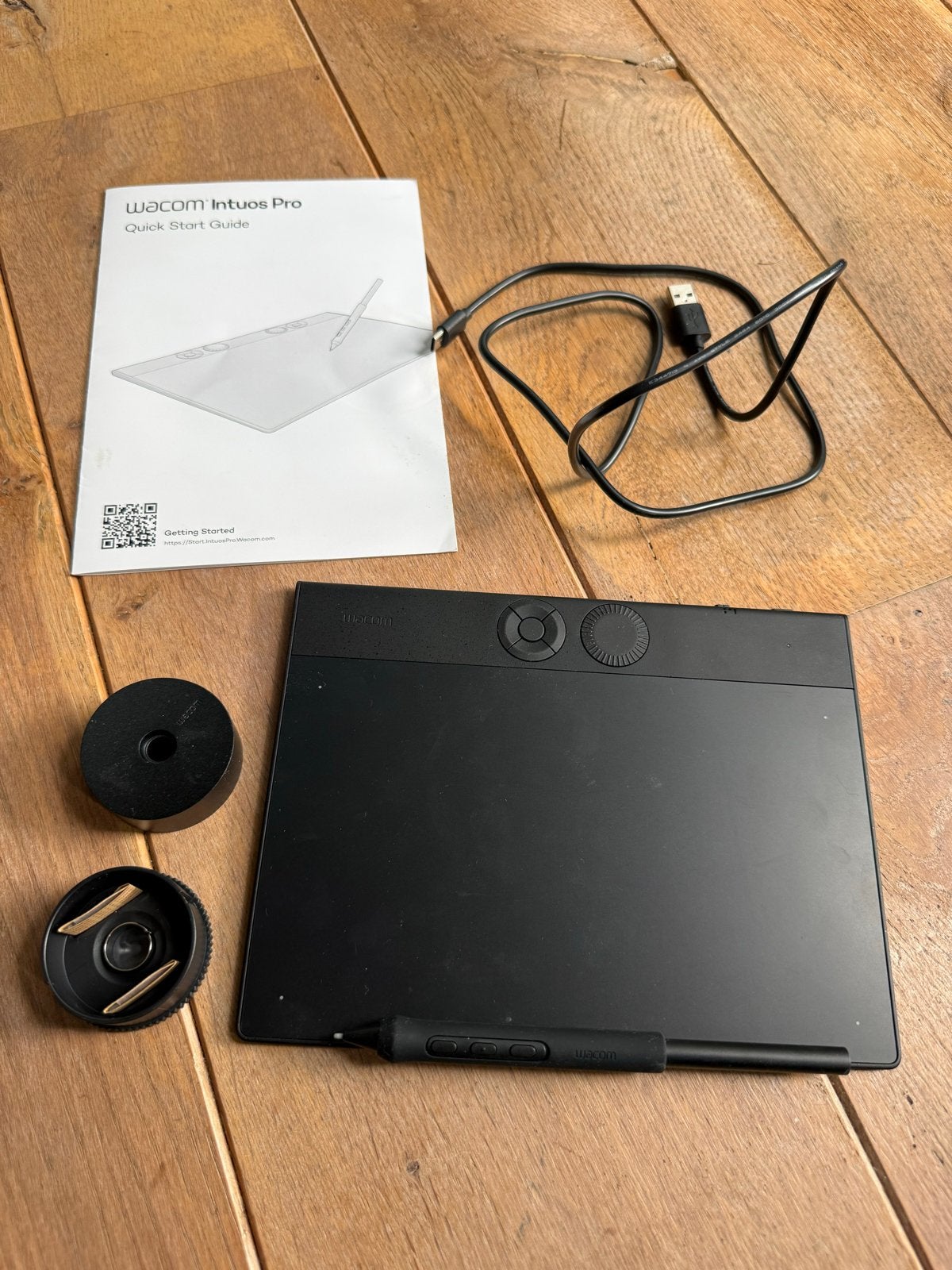 Wacom Intuos Pro pen tablet small - tekentablet, Computers en Software, Ophalen of Verzenden, Zo goed als nieuw