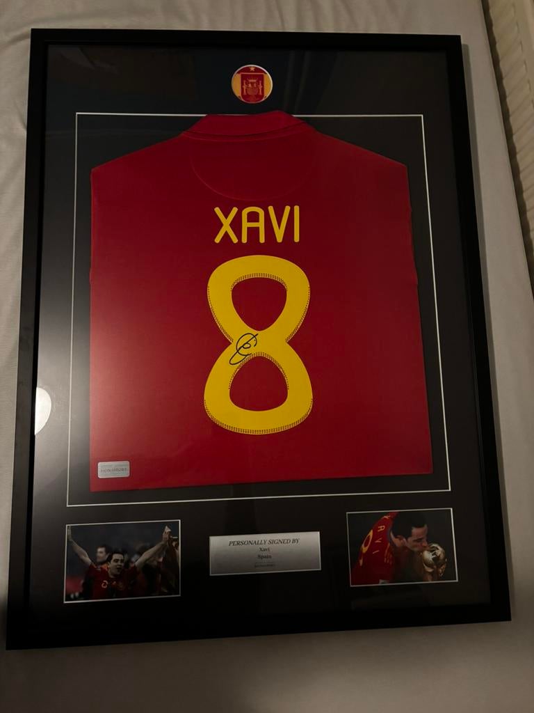 Gesigneerd Xavi shirt, Ophalen of Verzenden, Zo goed als nieuw, Buitenlandse clubs, Shirt