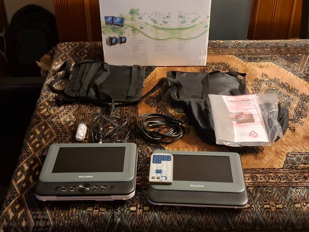 PORTABLE DVD SPELER SALORA DVP7048 TWIN, Gebruikt, Draagbaar, Ophalen, Overige merken