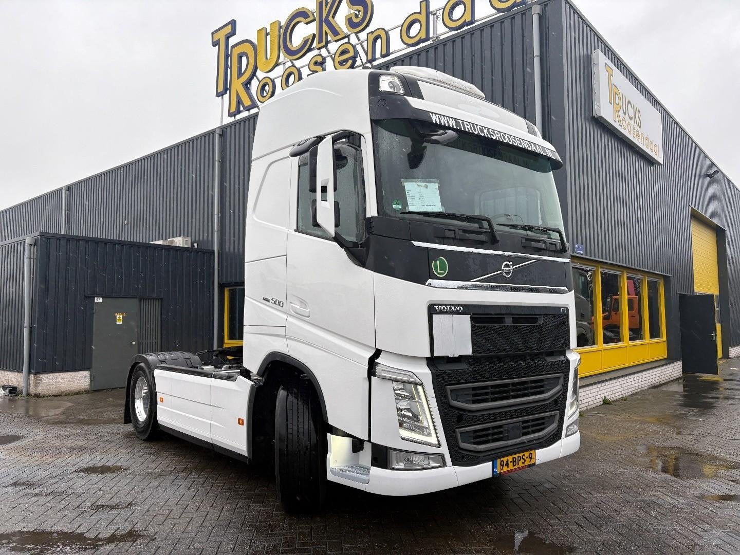 Volvo FH 500 + PTO/HYDROLIC + EURO 6 + DUAL CLUTCH TR2111, Auto's, Automaat, Achterwielaandrijving, Euro 6, Wit