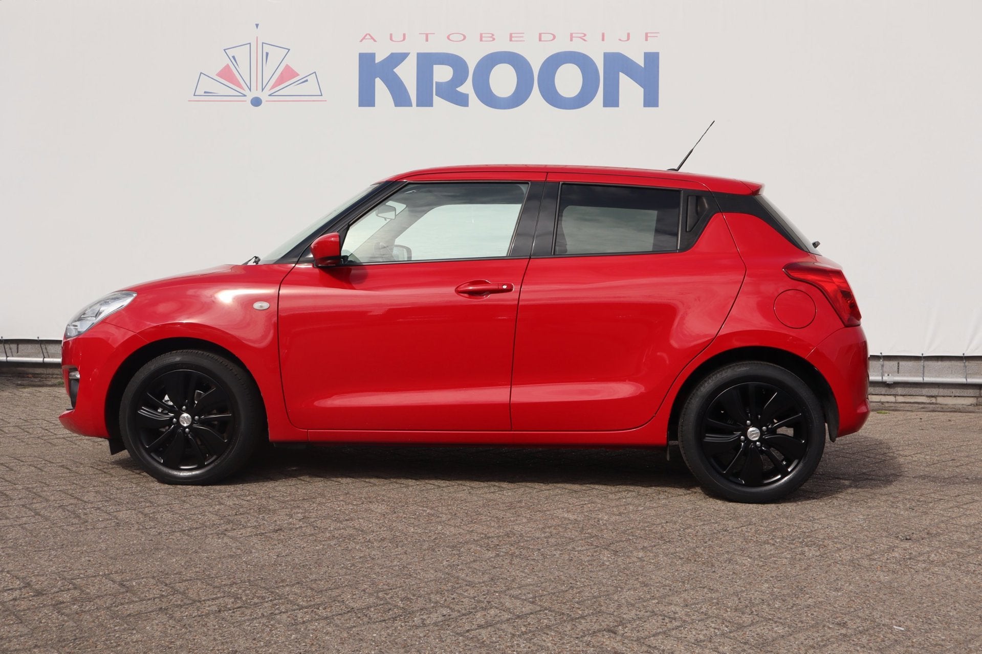 Suzuki Swift 1.2 Select Smart Hybrid|carplay|Camera|, Auto's, Dealer onderhouden, Stof, Gebruikt, 4 cilinders
