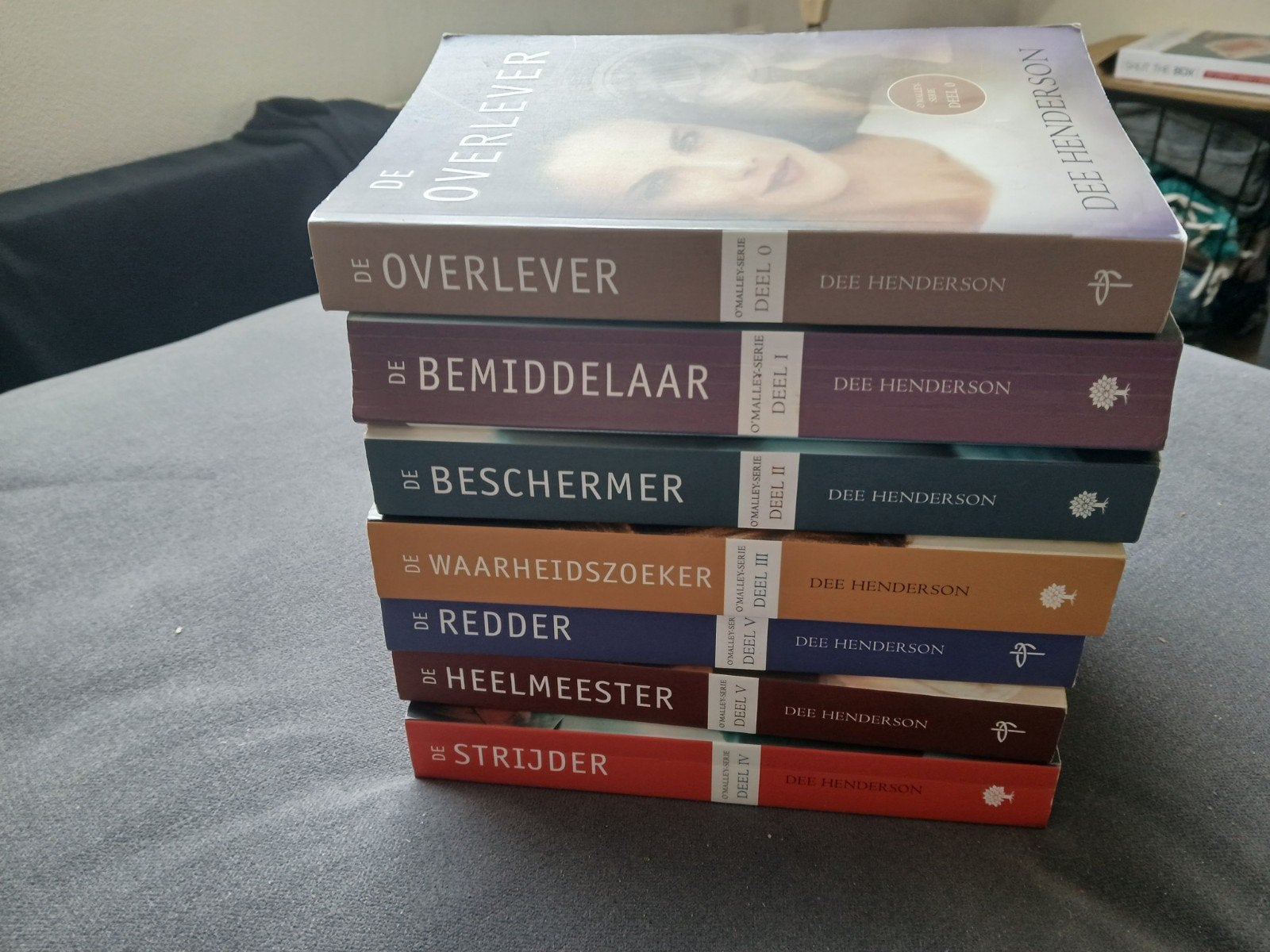De O'Malley Serie Dee Henderson-  set van 7 boeken, 1 koop, Ophalen of Verzenden, Zo goed als nieuw, Dee Henderson, Nederland