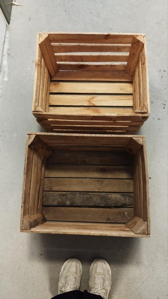 Twee houten kisten, Ophalen, 50 tot 100 cm, Minder dan 50 cm, Minder dan 50 cm
