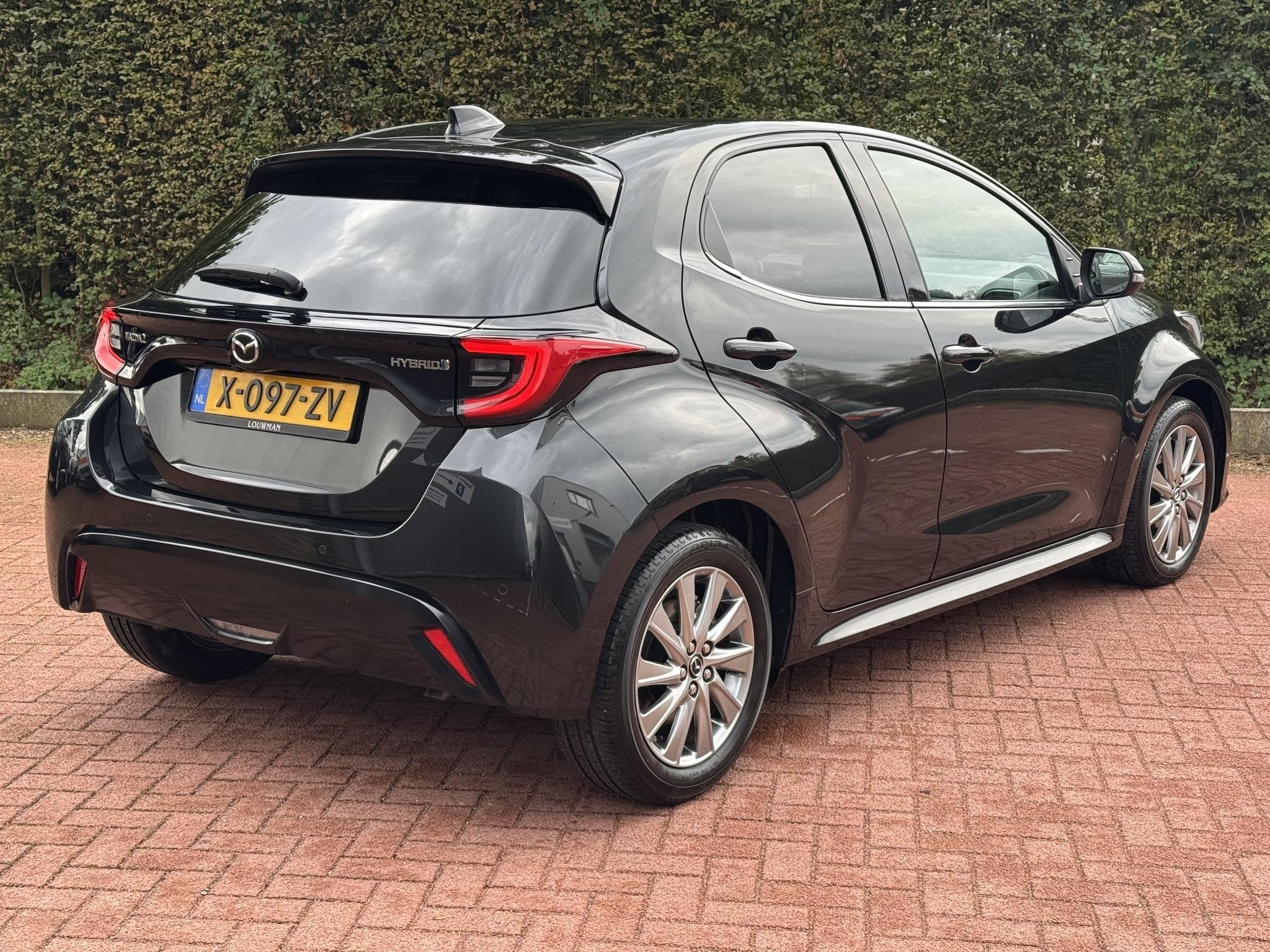 Mazda 2 Hybrid 1.5 Agile STUUR/STOELVERWARMING / LED / NAP, Auto's, 450 kg, Gebruikt, Euro 6, Bedrijf