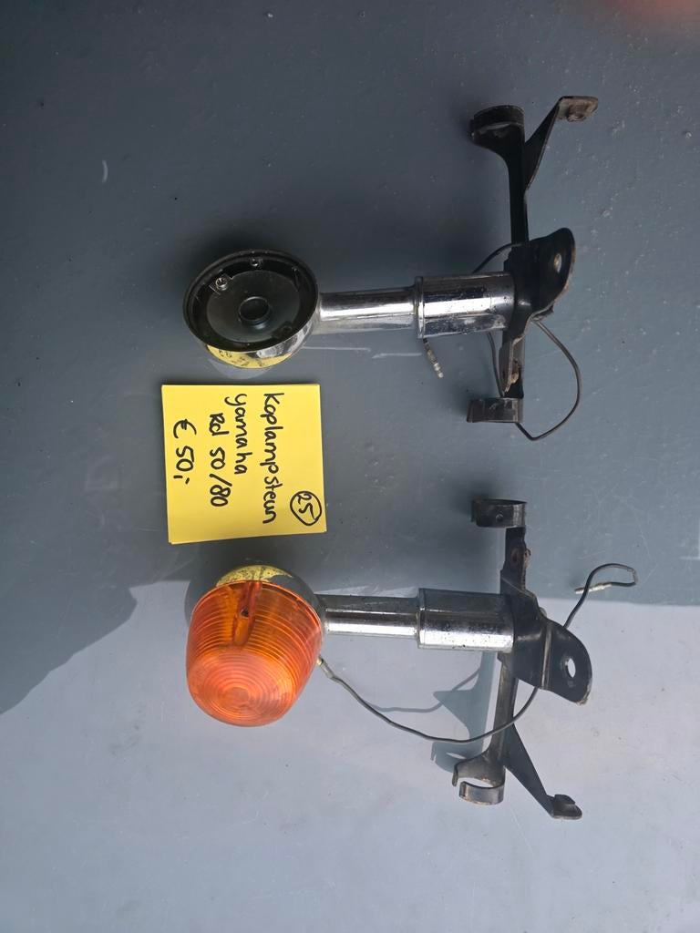 Koplampsteun Yamaha RD 50/80, Fietsen en Brommers, Ophalen of Verzenden, Gebruikt, Overige typen, Yamaha