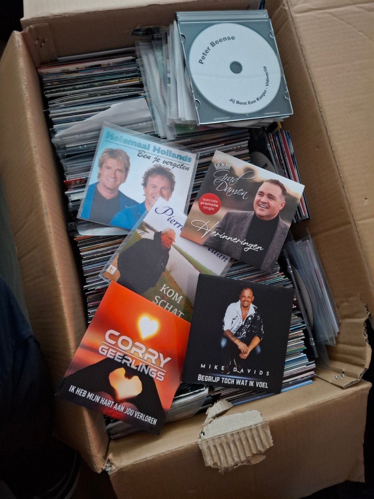 grote partij cd singles nederlands/piraat, Cd's en Dvd's, Cd's | Nederlandstalig, Zo goed als nieuw, Levenslied of Smartlap, Ophalen of Verzenden