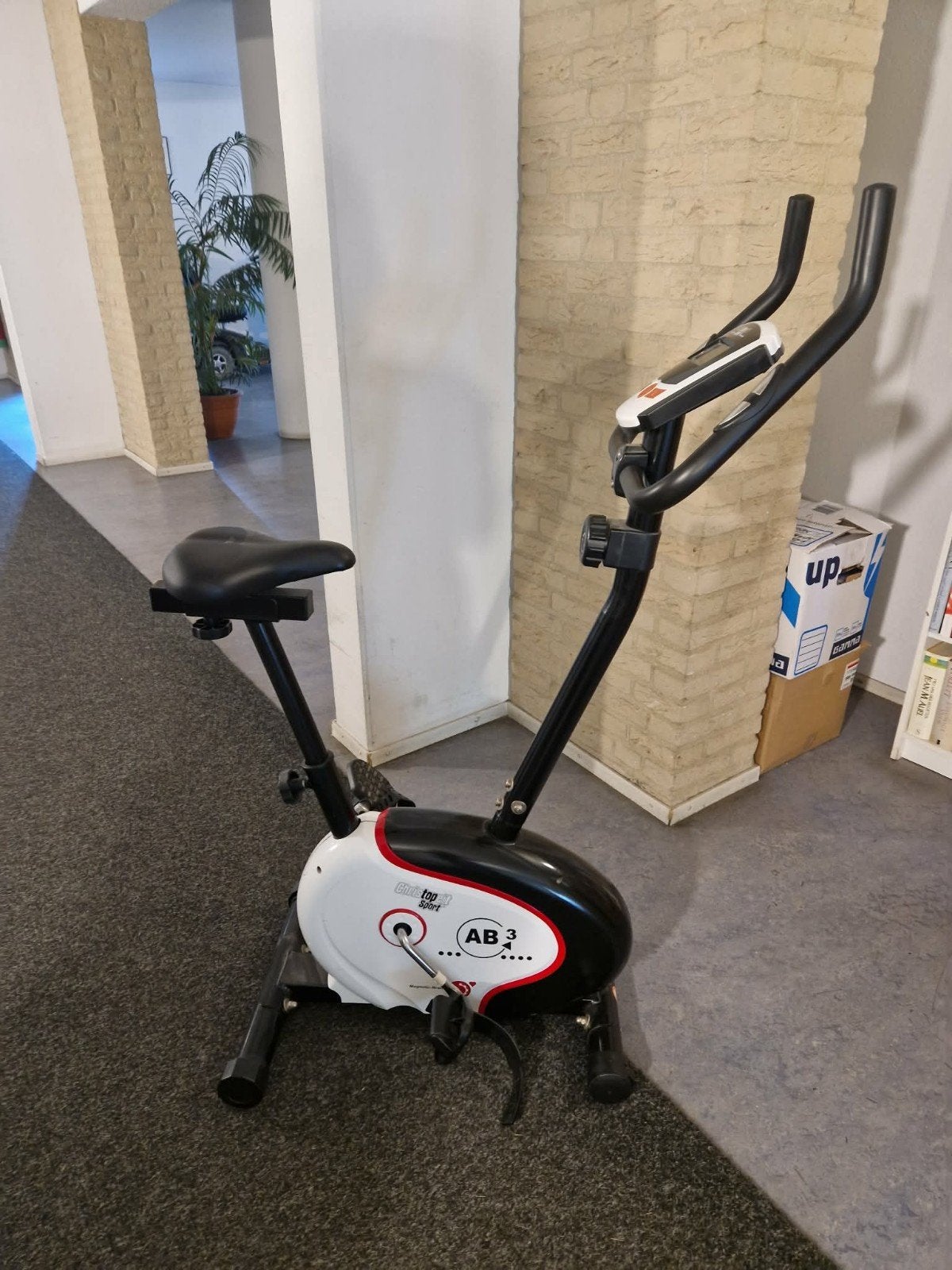 Christopeit Sport AB 3 Hometrainer - Zo goed als nieuw, Ophalen, Zo goed als nieuw, Benen, Hometrainer