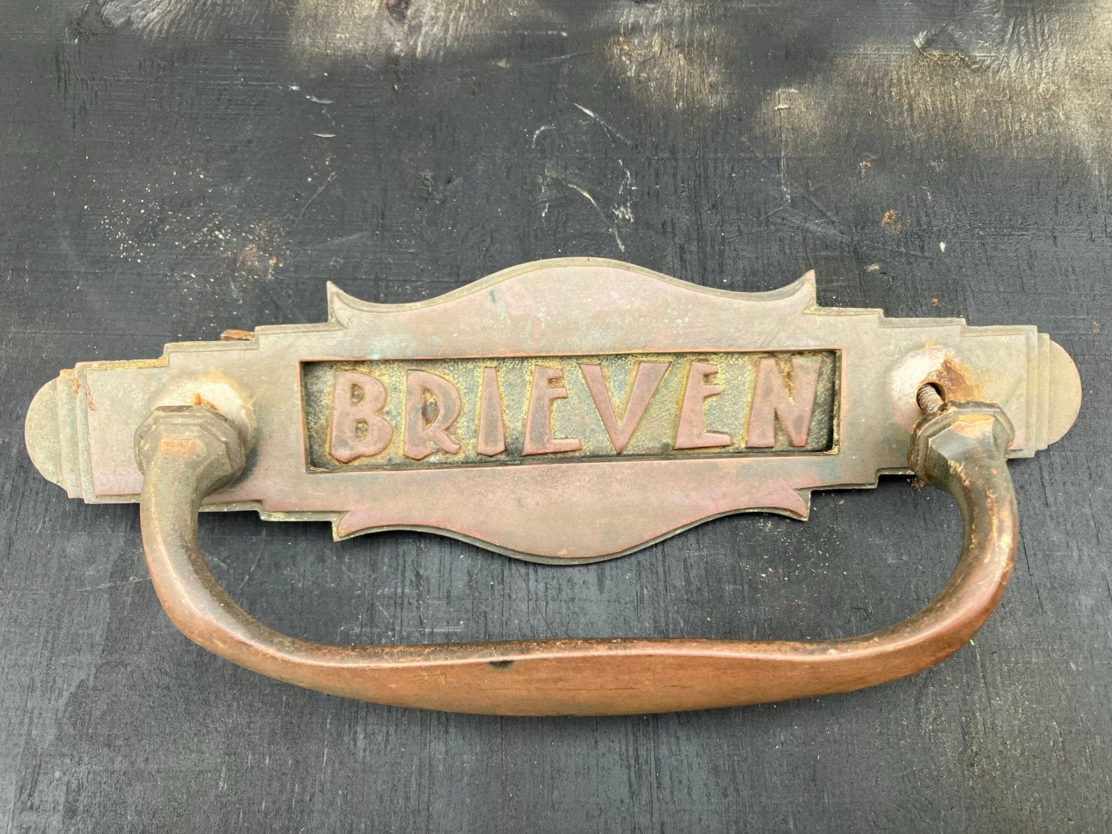 Antieke koperen brievenbusklep met handvat, Ophalen of Verzenden, Gebruikt, Overige materialen, Brievenbusklep