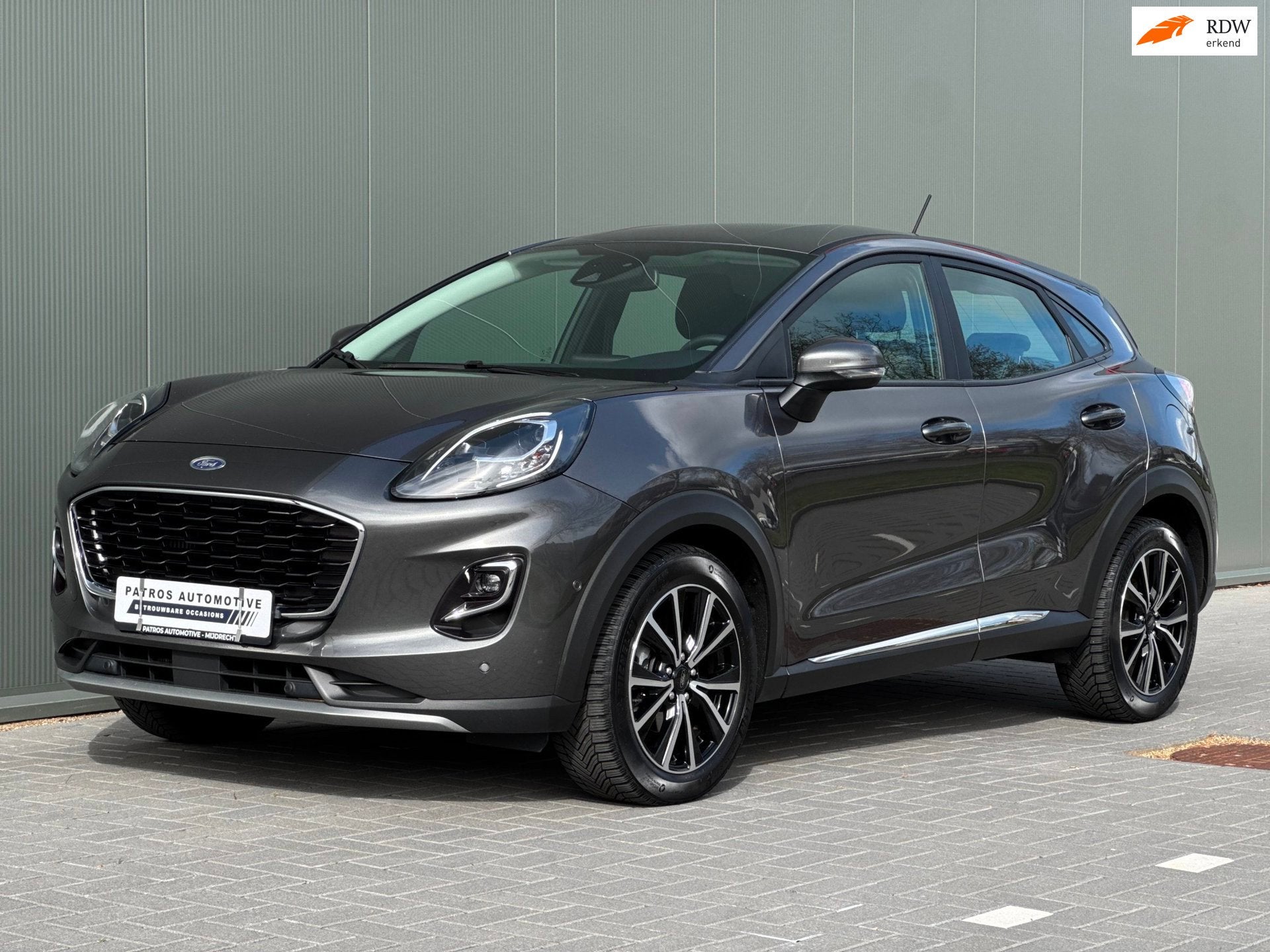 Ford Puma 1.0 EcoBoost Hybrid Titanium // Automaat // CarPla, Dealer onderhouden, 125 pk, Origineel Nederlands, Hybride Elektrisch/Benzine
