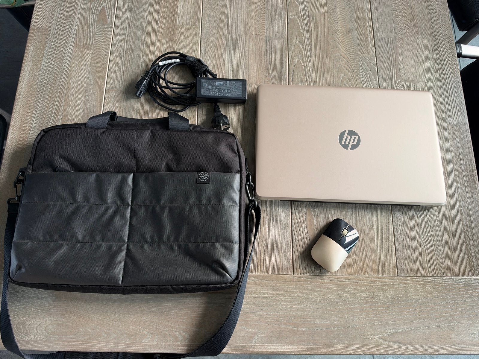HP laptop (15-bs050nd) met muis, lader en laptoptas, Computers en Software, Met videokaart, 8 GB, Ophalen of Verzenden, HP