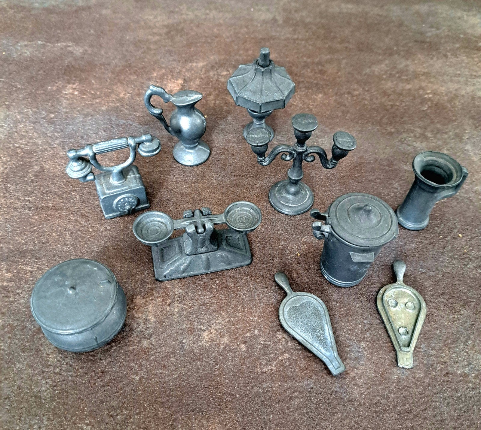 Set van 9 miniatuur tinnen voorwerpen, vintage decoratie, Ophalen of Verzenden