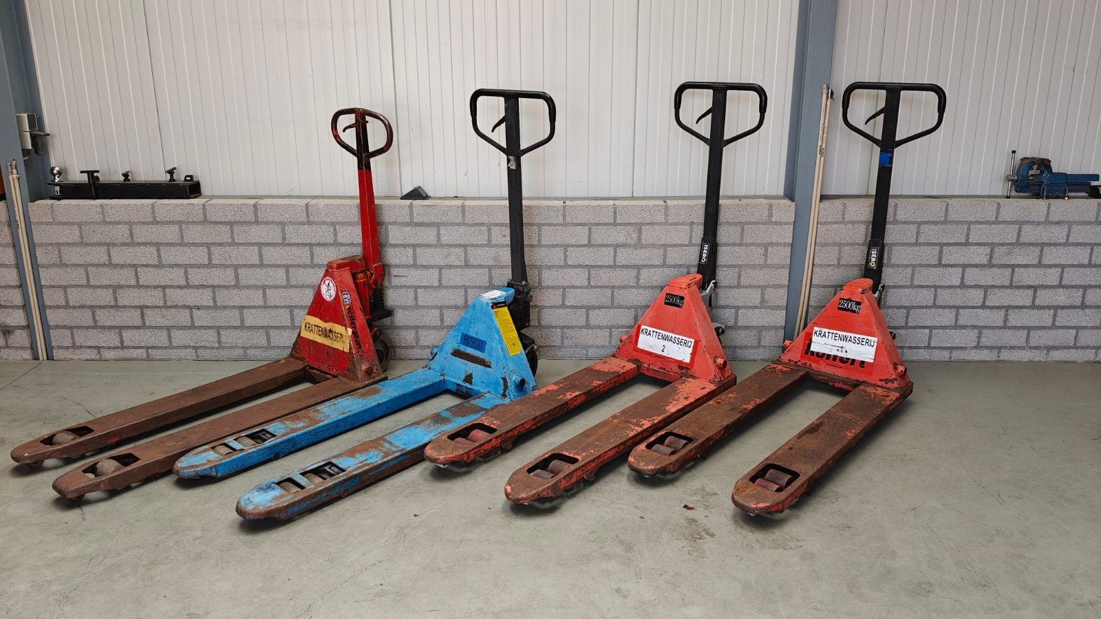 Diverse palletwagen pompwagen 2500kg, Ophalen, Gebruikt