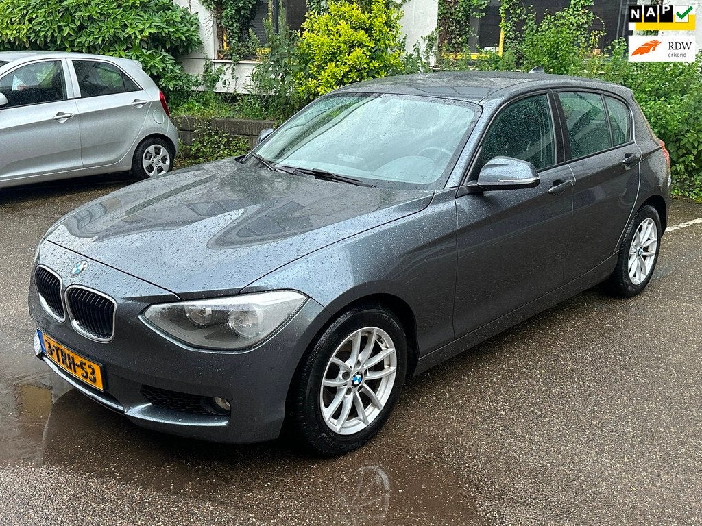 BMW 1-serie 116i Business/ Automaat/ 2de eigenaar, Auto's, BMW, Bedrijf, Te koop, 1-Serie, ABS, Airbags, Airconditioning, Bluetooth