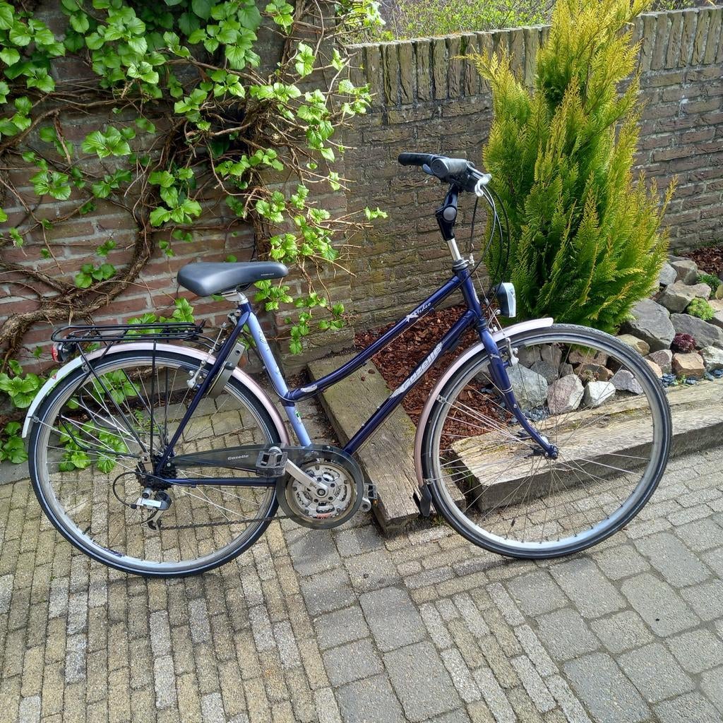Gazelle " Medeo ", Ophalen, Versnellingen, Zo goed als nieuw, 50 tot 53 cm