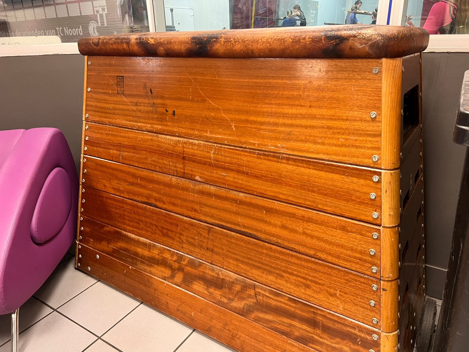 Vintage gymnastiek kast, Ophalen, Zo goed als nieuw, Hout, Overige typen