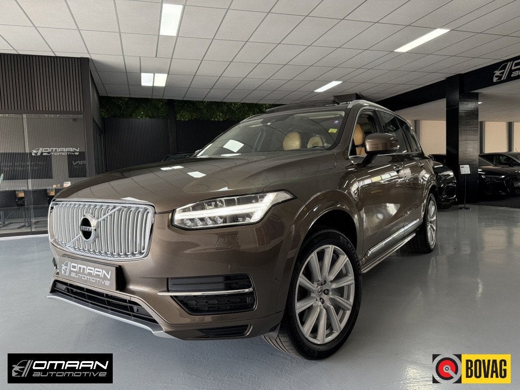 Volvo XC90 2.0 T8 TE AWD Insc. 7Prs Pano Lane (bj 2015), Auto's, Dealer onderhouden, Gebruikt, 4 cilinders, 150 min