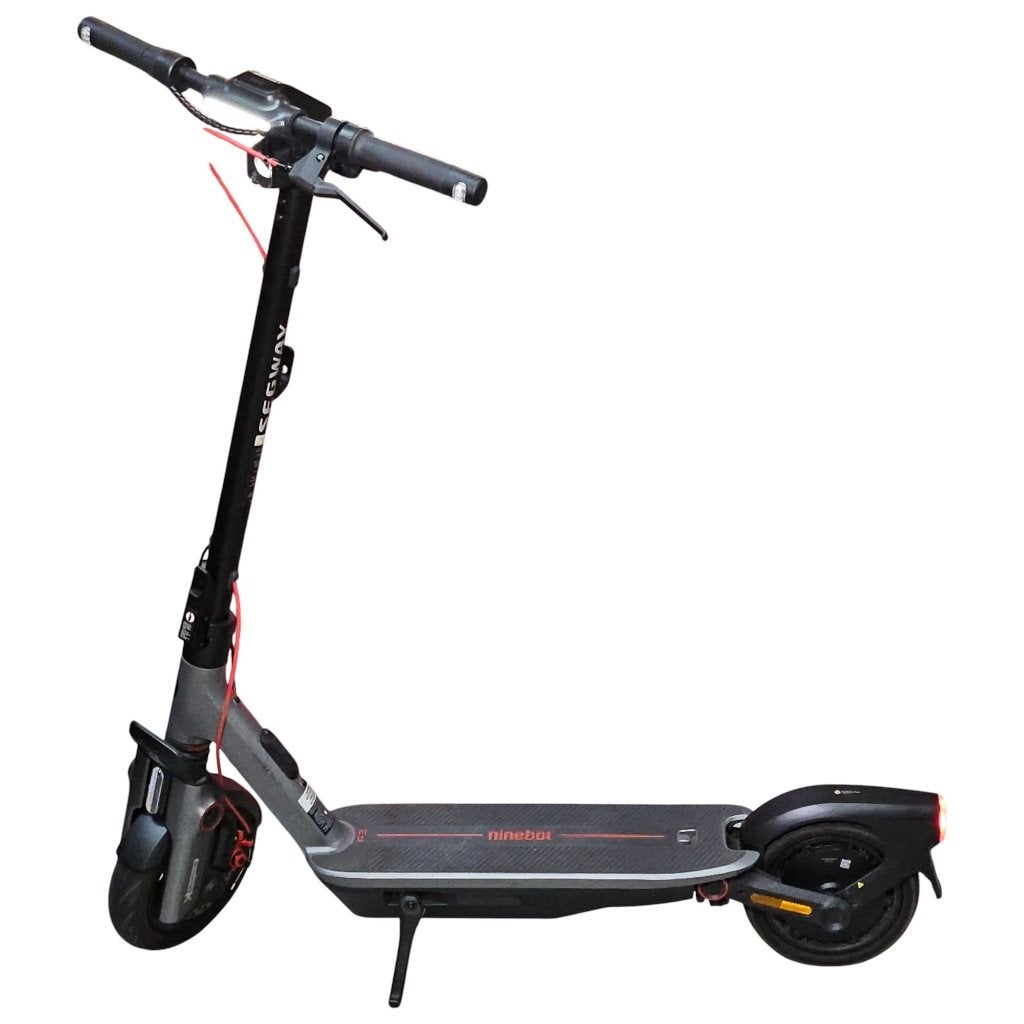 Segway Ninebot F3 E Elektrische Step | In nette staat, Fietsen en Brommers, Ophalen, Zo goed als nieuw, Elektrische step (E-scooter)